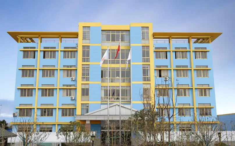 img-753-502 img-753-502